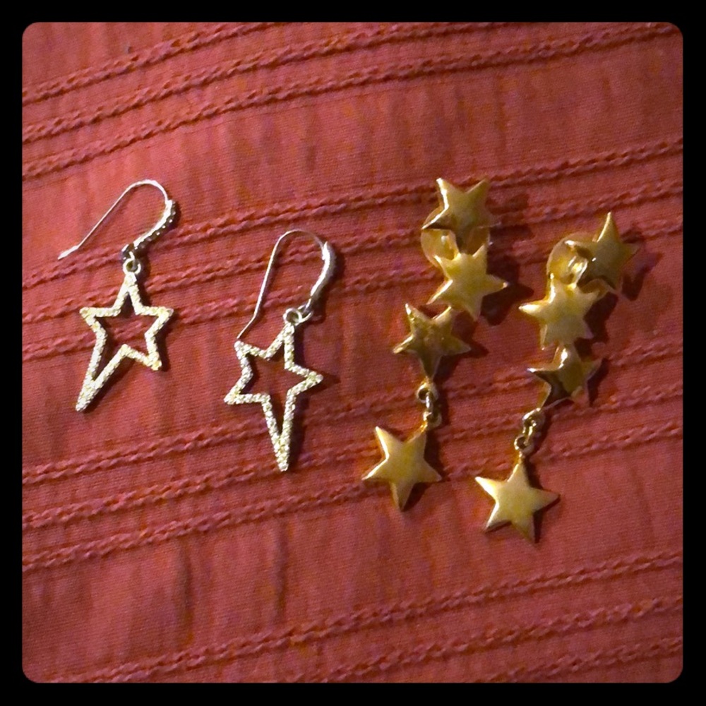 Set of 2 star dangle earrings